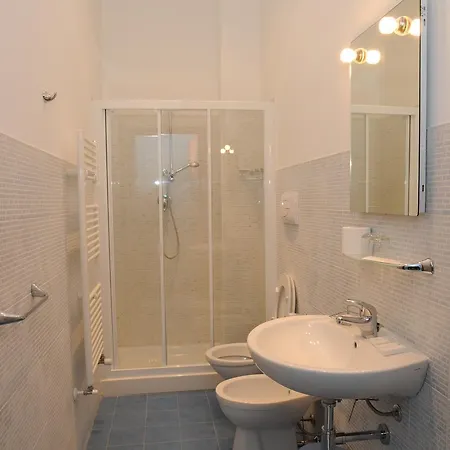 Conte Di Cavour Nocleg ze śniadaniem 4*