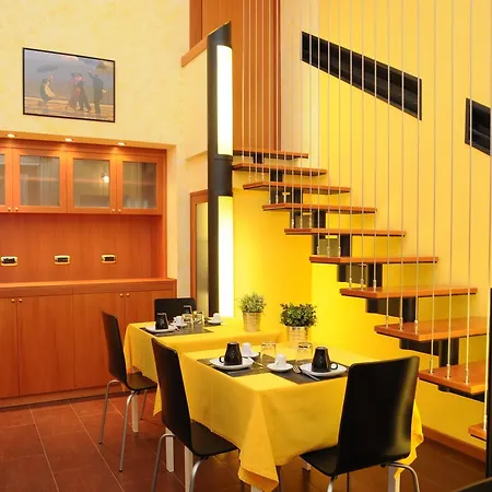 Conte Di Cavour ベッド・アンド・ブレックファスト