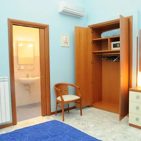 Conte Di Cavour Nocleg ze śniadaniem Noto