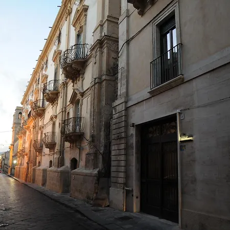 Conte Di Cavour Bed & Breakfast
